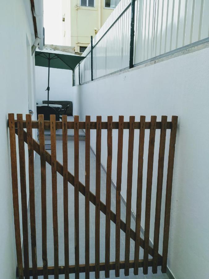 Corner House Daire Trafaria Dış mekan fotoğraf